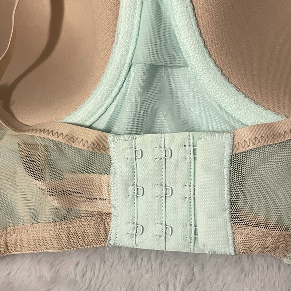 Anthropologie lingerie set - Picture 5 of 9